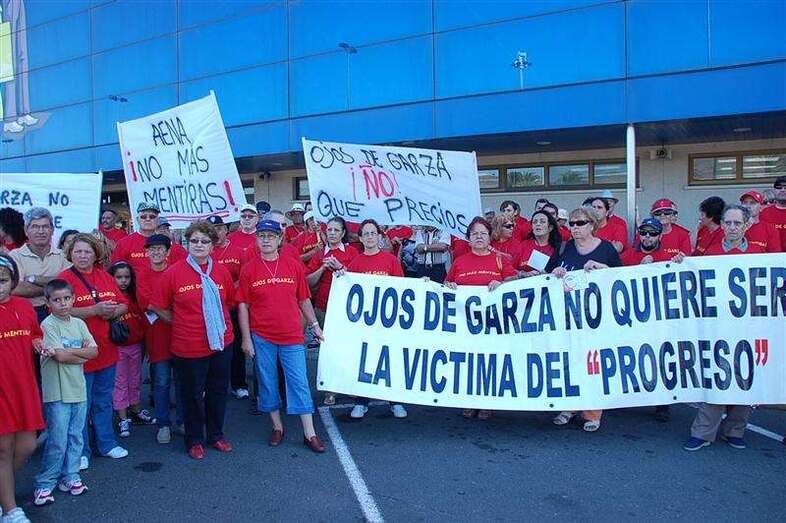 Imagen de archivo de una protesta de los afectados por el realojo (Foto TA)